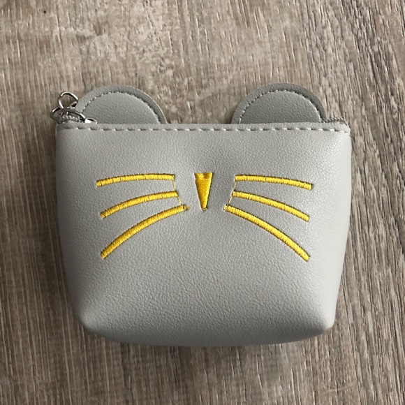 NWOT coin wallets - Picture 2 of 7